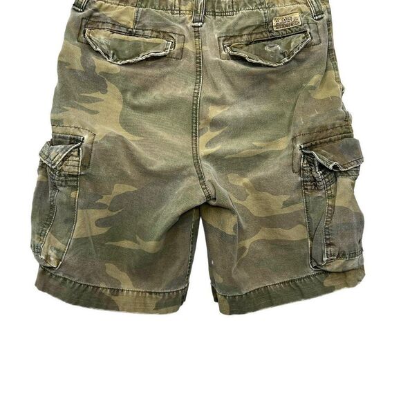 Abercrombie & Fitch Men's Camo 7 Pocket Twill Cargo Shorts - Picture 10 of 13
